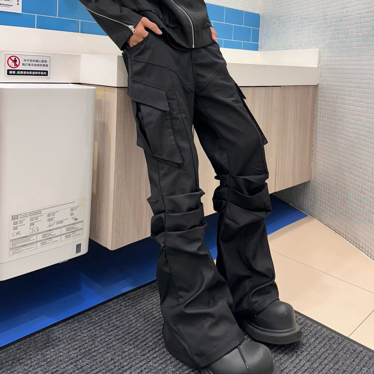 FreestyleCrown Men's Black Cargo Pants