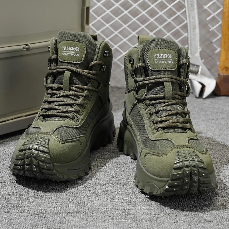 FreestyleCrown Mens Thick-Sole Hiking Boots