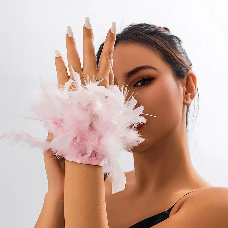 FreestyleCrown Colorful Feather Wristbands Popular Accessories Feather Cuff Decoration Dance Holiday Party Carnival Supplies Shooting Props