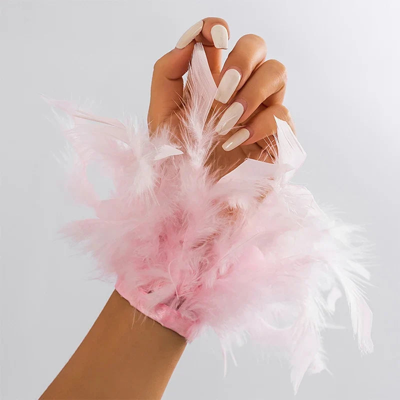 FreestyleCrown Colorful Feather Wristbands Popular Accessories Feather Cuff Decoration Dance Holiday Party Carnival Supplies Shooting Props